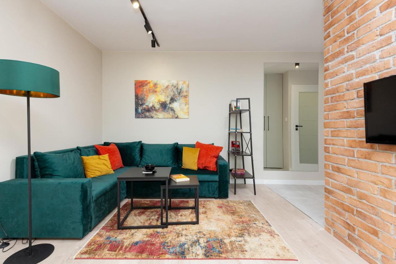 Apartments City Center Ochota By Noclegi Renters Warschau Exterior foto