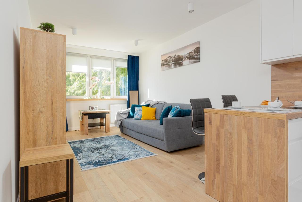 Apartments City Center Ochota By Noclegi Renters Warschau Exterior foto